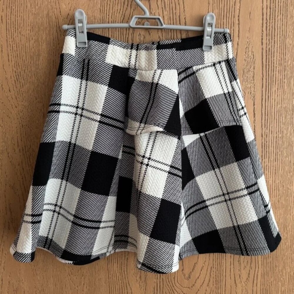 Charlotte Russe Black & White Big Check Pattern Skirt US Size S